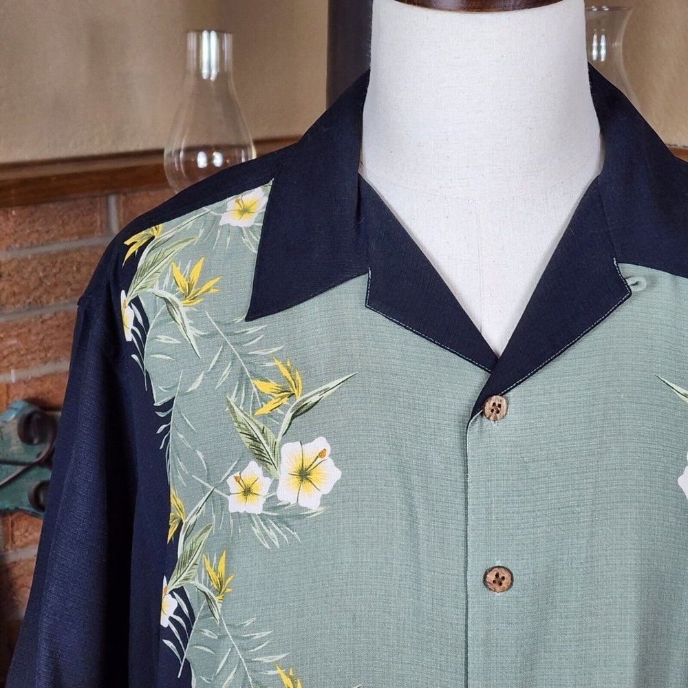 Paradise Coves 100% Silk Hawaiian Tropical Shirt Size XL